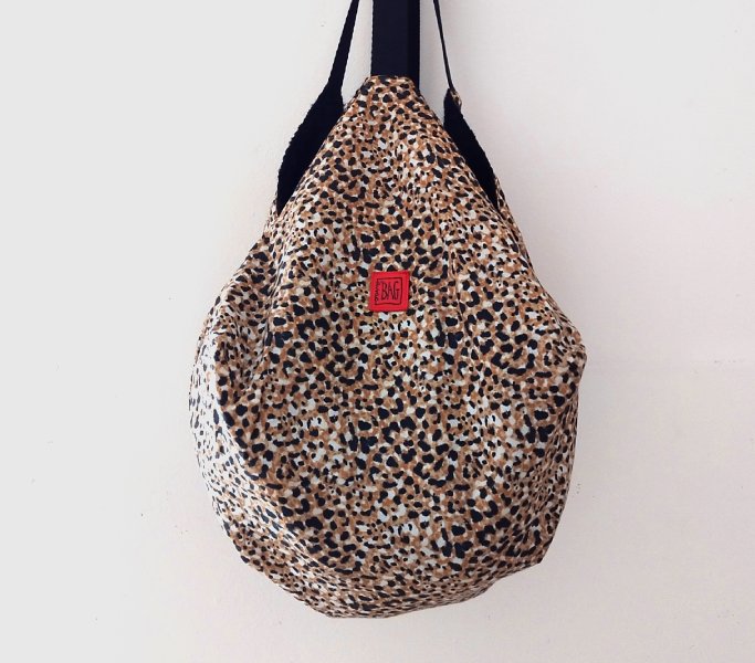 origamiBAG-animal-print-ocre-baguilla-negra.jpg