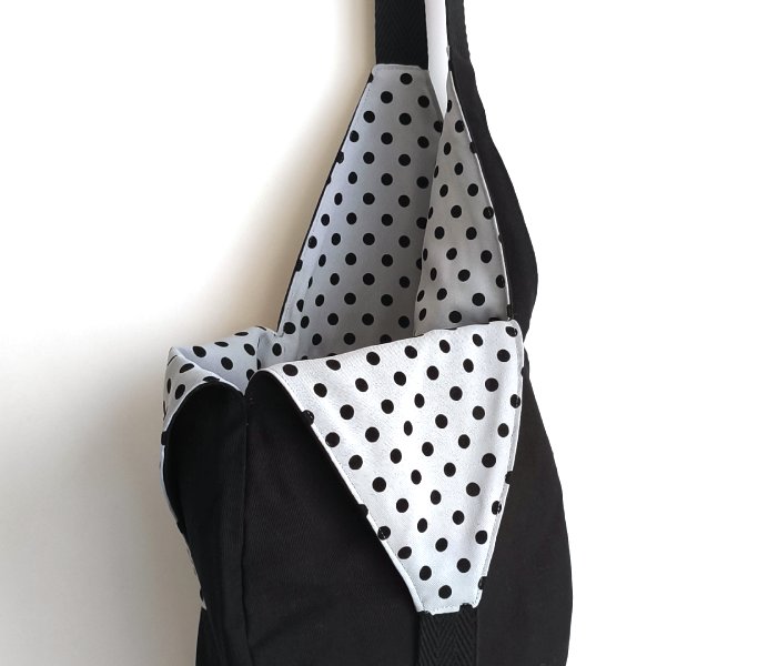 detall dripping negre amb topets