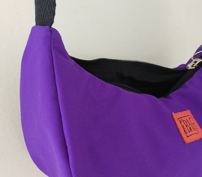 detall Brinco lila repel·lent aigua